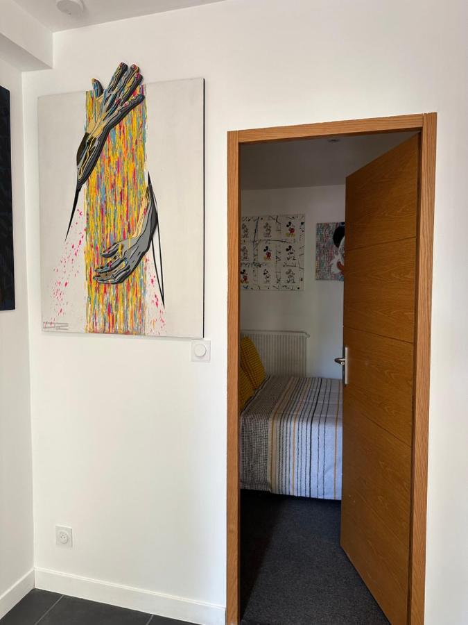 Pop Appart Appartement Artiste Configure En Galerie Dart A 200 M Du Centre Ville Avec Parking Prive Et Securise Gratuit Dans Copropriete 아비뇽 외부 사진