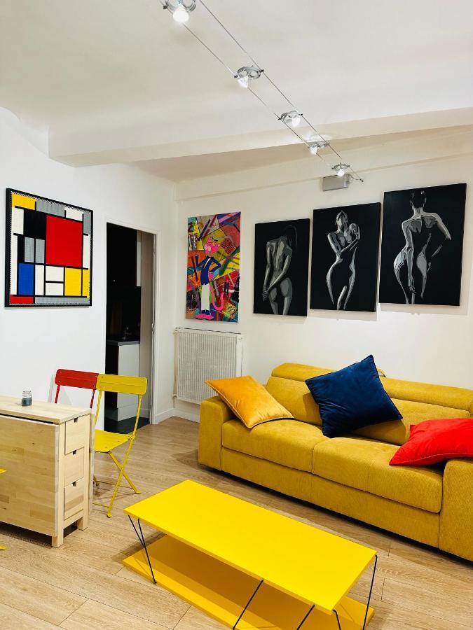 Pop Appart Appartement Artiste Configure En Galerie Dart A 200 M Du Centre Ville Avec Parking Prive Et Securise Gratuit Dans Copropriete 아비뇽 외부 사진