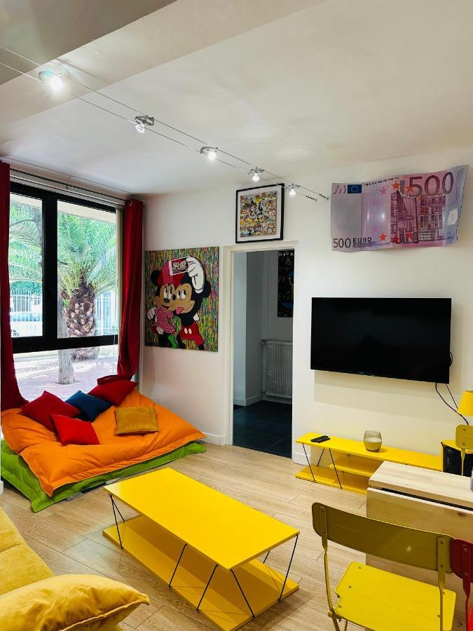 Pop Appart Appartement Artiste Configure En Galerie Dart A 200 M Du Centre Ville Avec Parking Prive Et Securise Gratuit Dans Copropriete 아비뇽 외부 사진